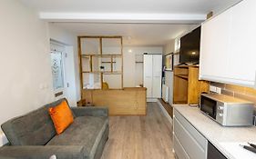 Entire Luxury Studio In The Central Of Reading